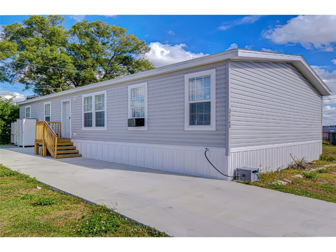 37749 Geiger Road Zephyrhills FL 33542 TB8452946 image36