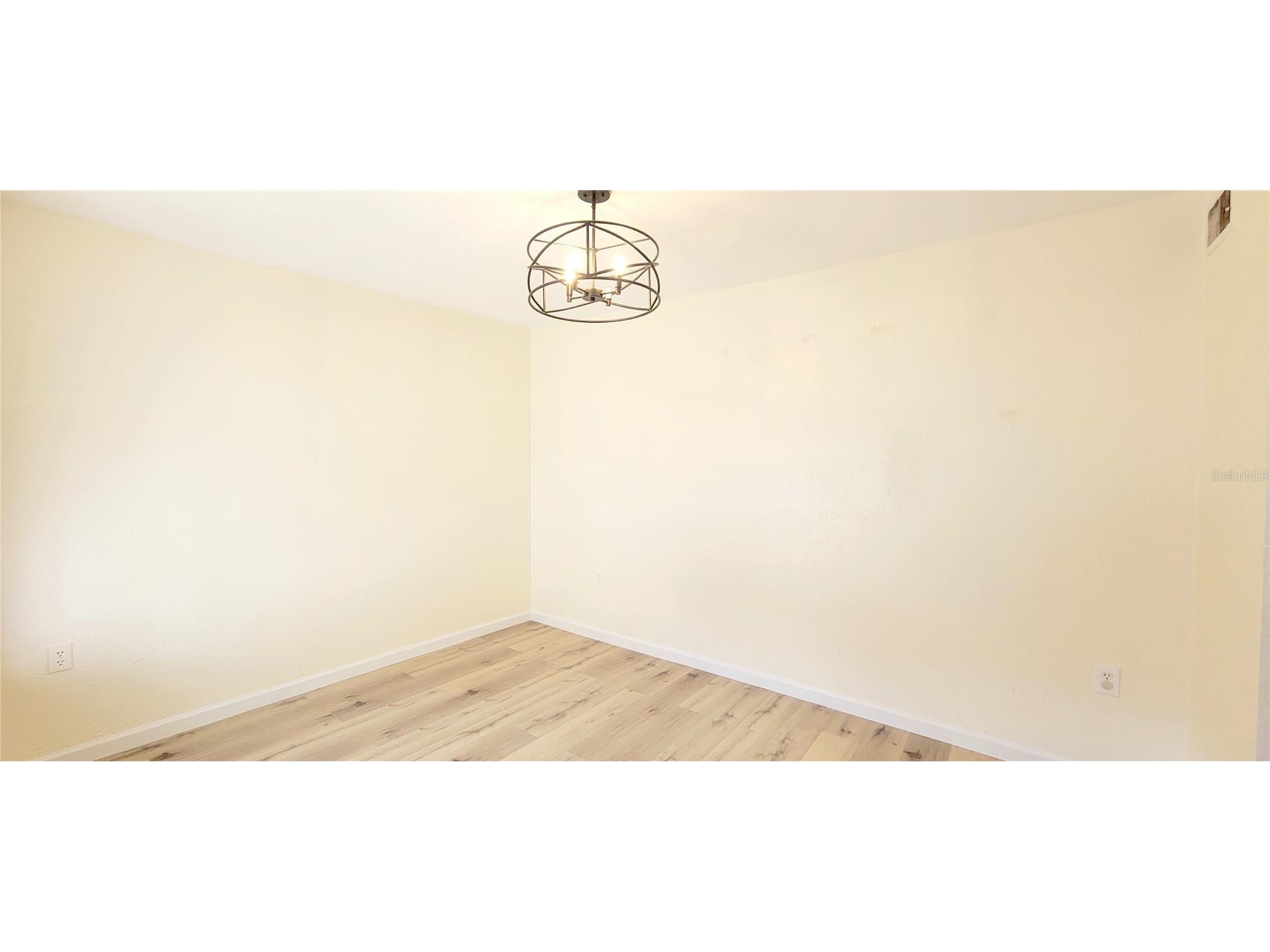 3775 40th Lane S #L Saint Petersburg FL 33711 TB8479748 image5