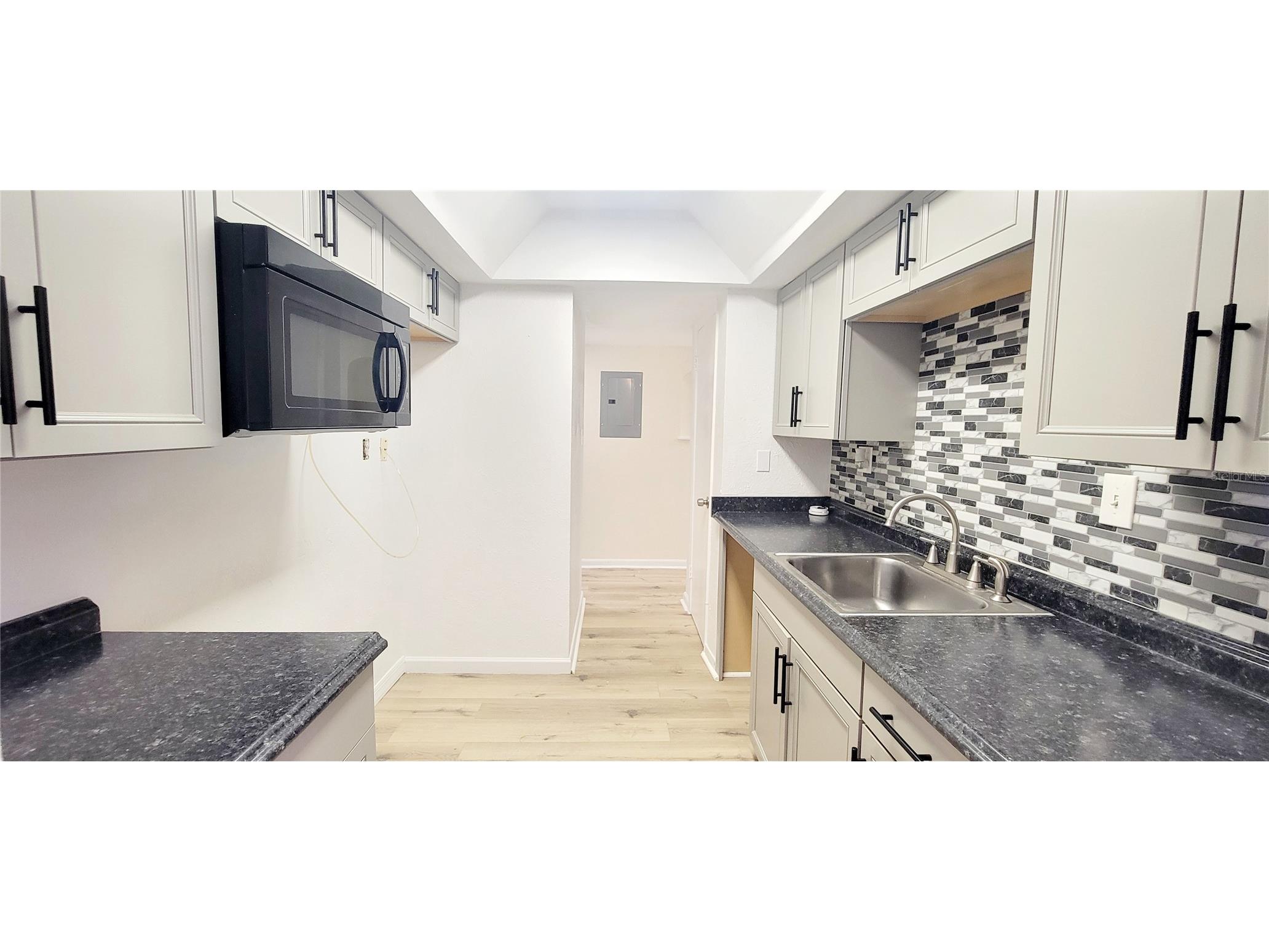 3775 40th Lane S #L Saint Petersburg FL 33711 TB8479748 image6