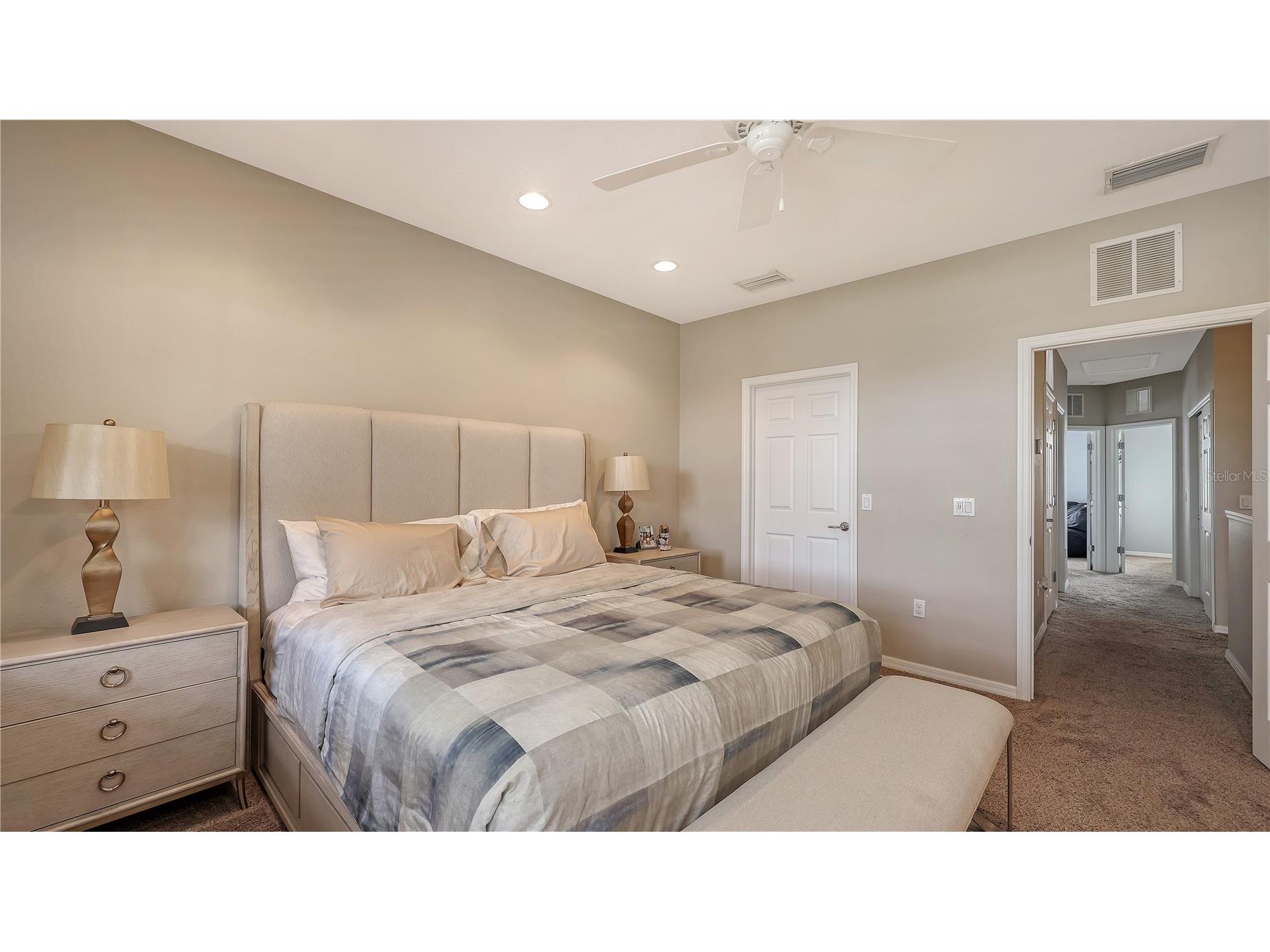 3776 82nd Avenue Circle E #103 Sarasota FL 34243 A4674281 image11