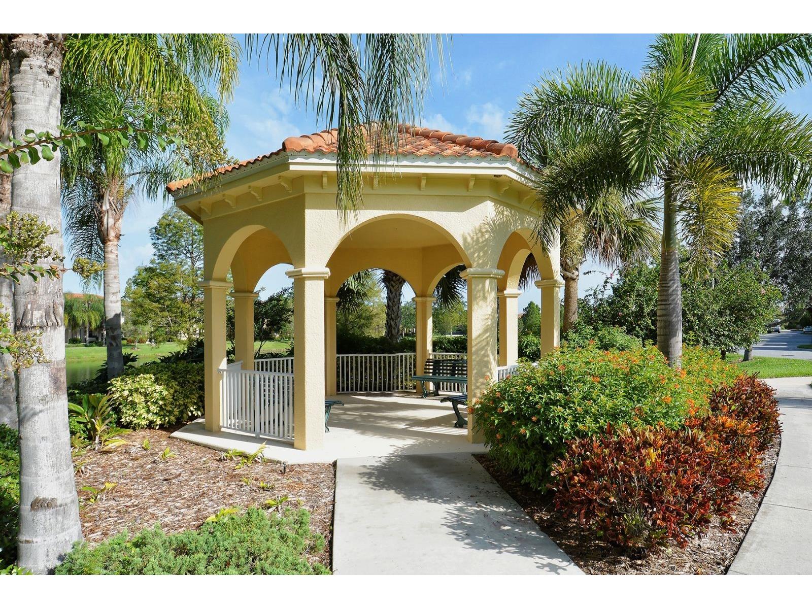 3776 82nd Avenue Circle E #103 Sarasota FL 34243 A4674281 image30