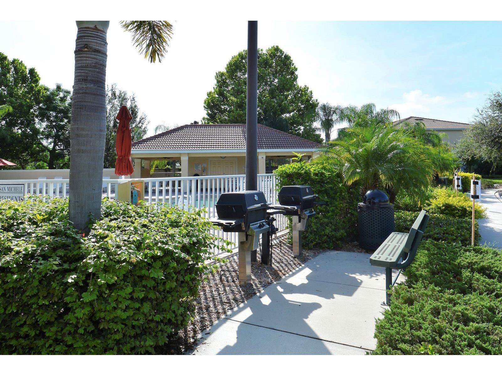 3776 82nd Avenue Circle E #103 Sarasota FL 34243 A4674281 image31