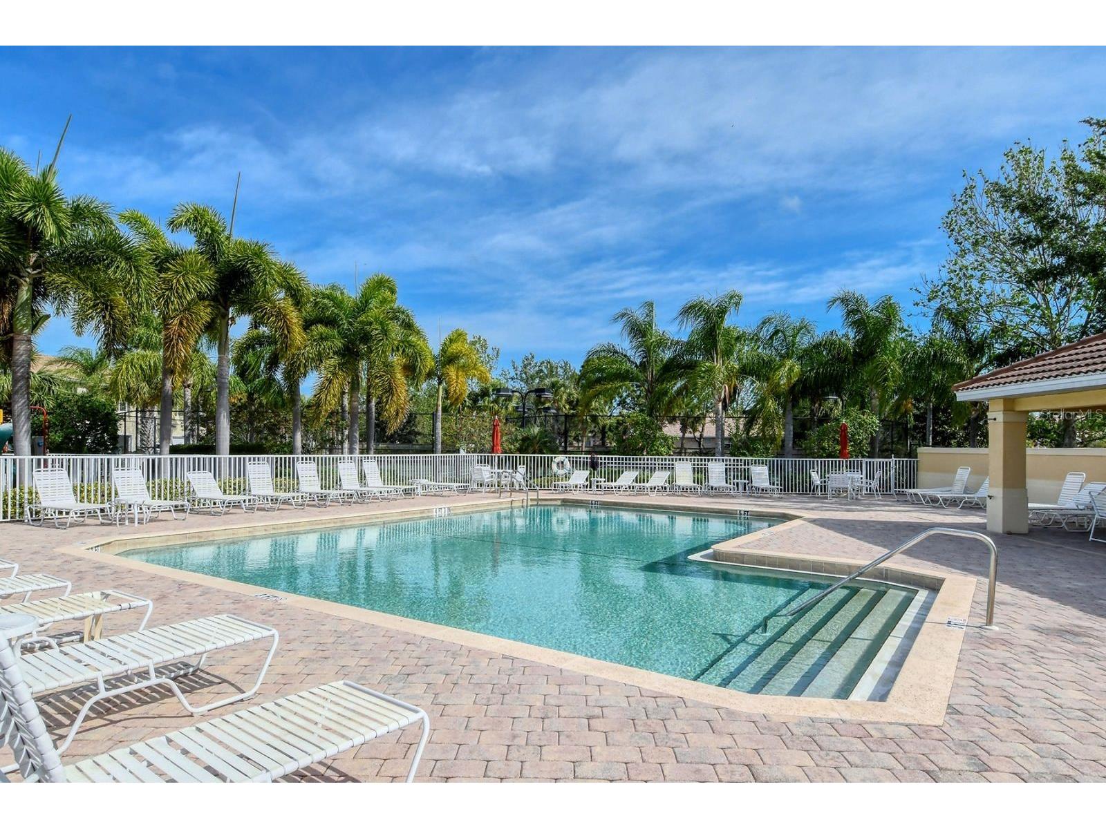 3776 82nd Avenue Circle E #103 Sarasota FL 34243 A4674281 image34