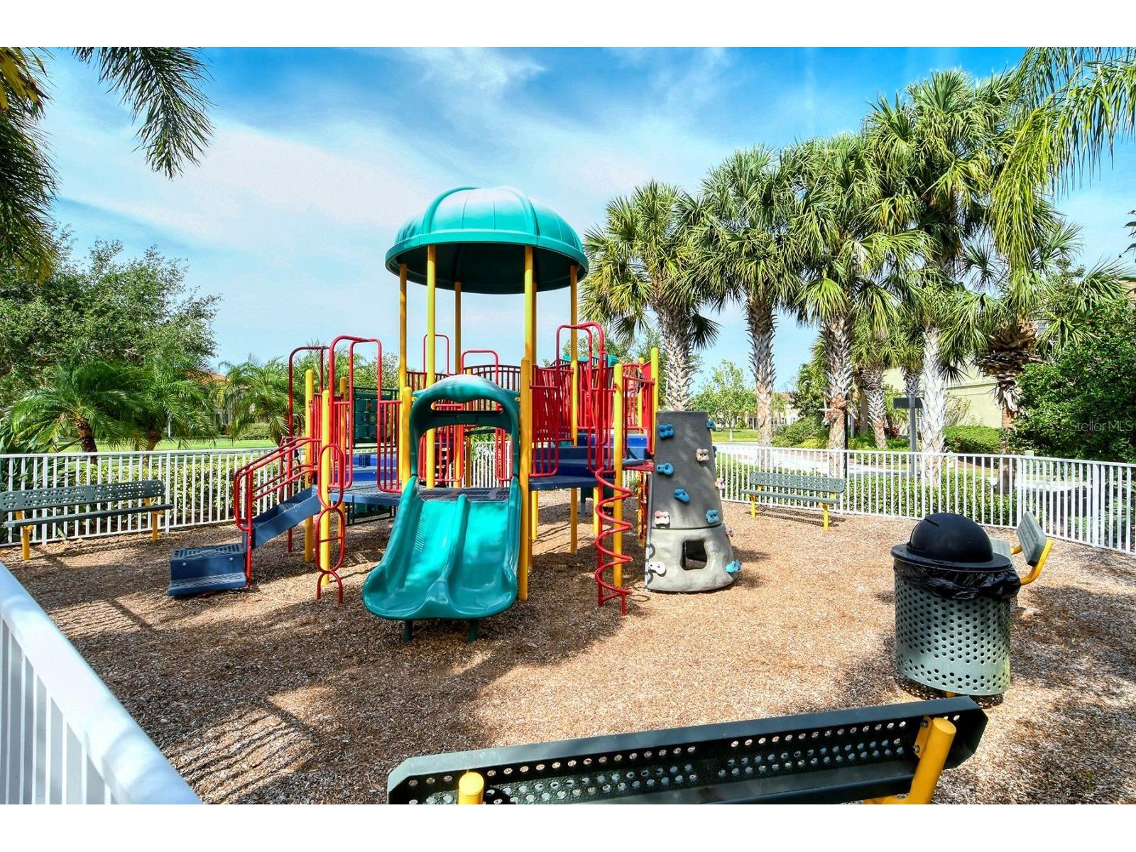 3776 82nd Avenue Circle E #103 Sarasota FL 34243 A4674281 image38