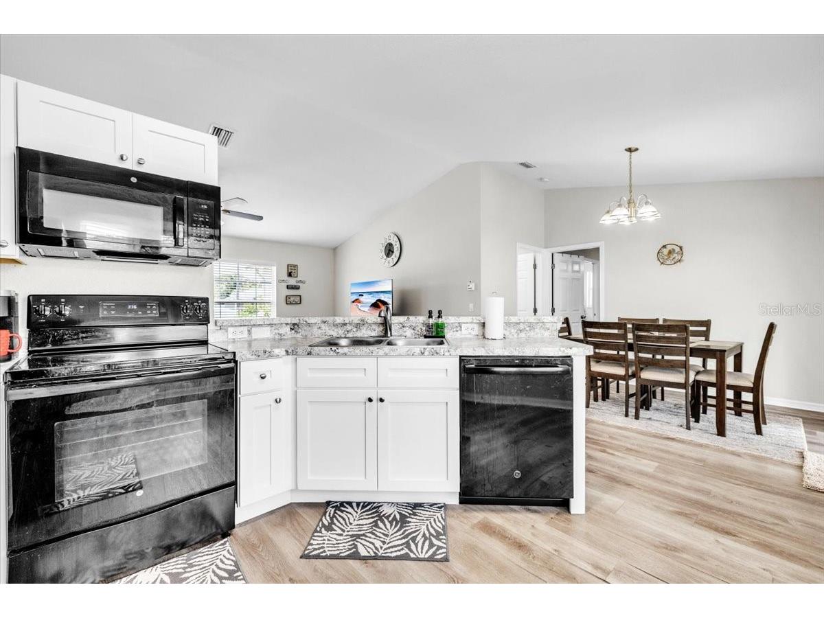 3776 Junction Street North Port FL 34288 C7527982 image10