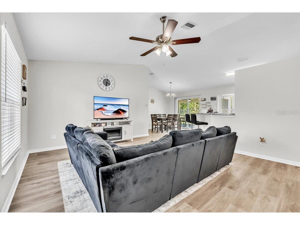 3776 Junction Street North Port FL 34288 C7527982 image2