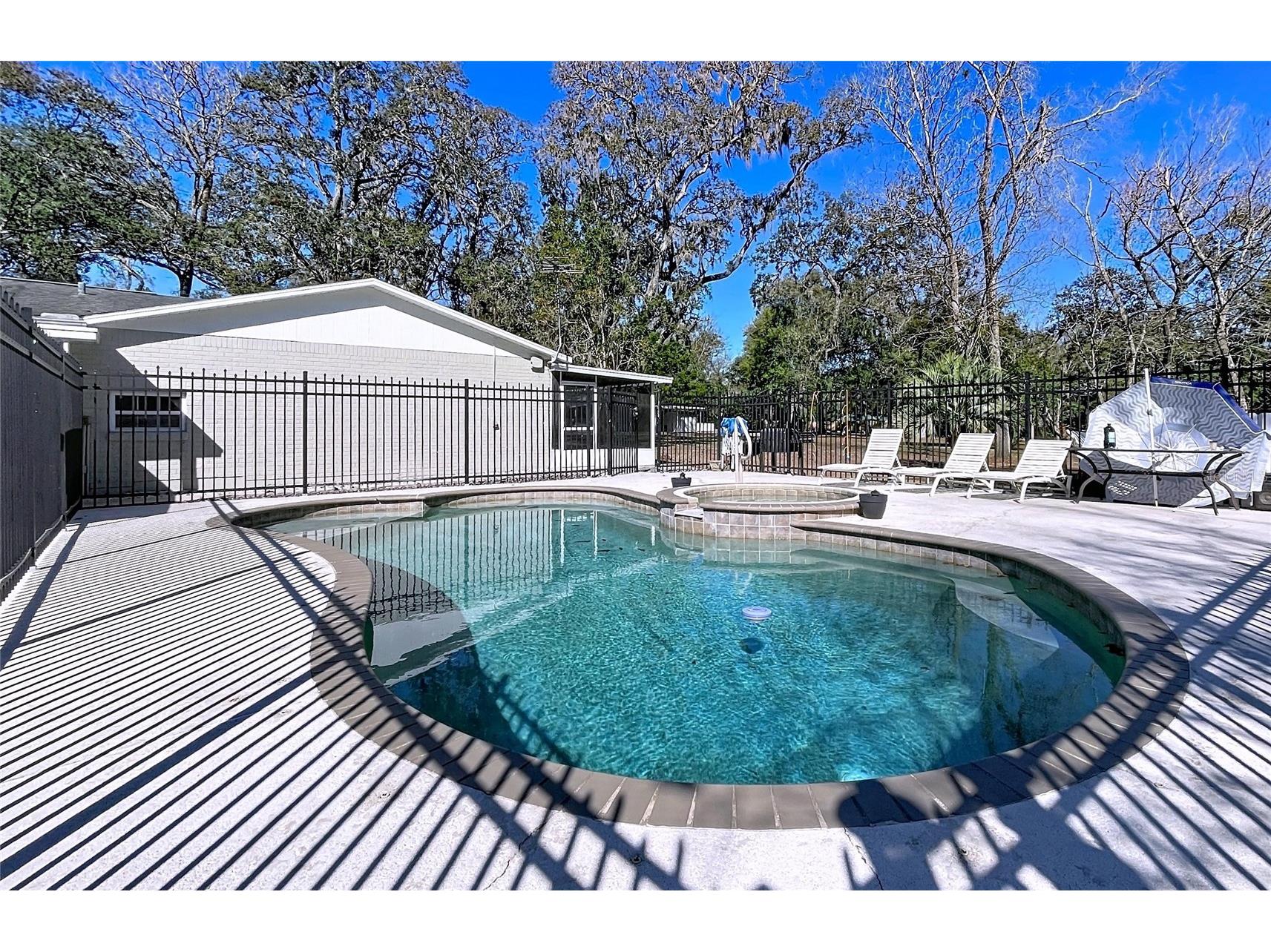 37761 Oak Forrest Drive Dade City FL 33523 TB8475215 image40