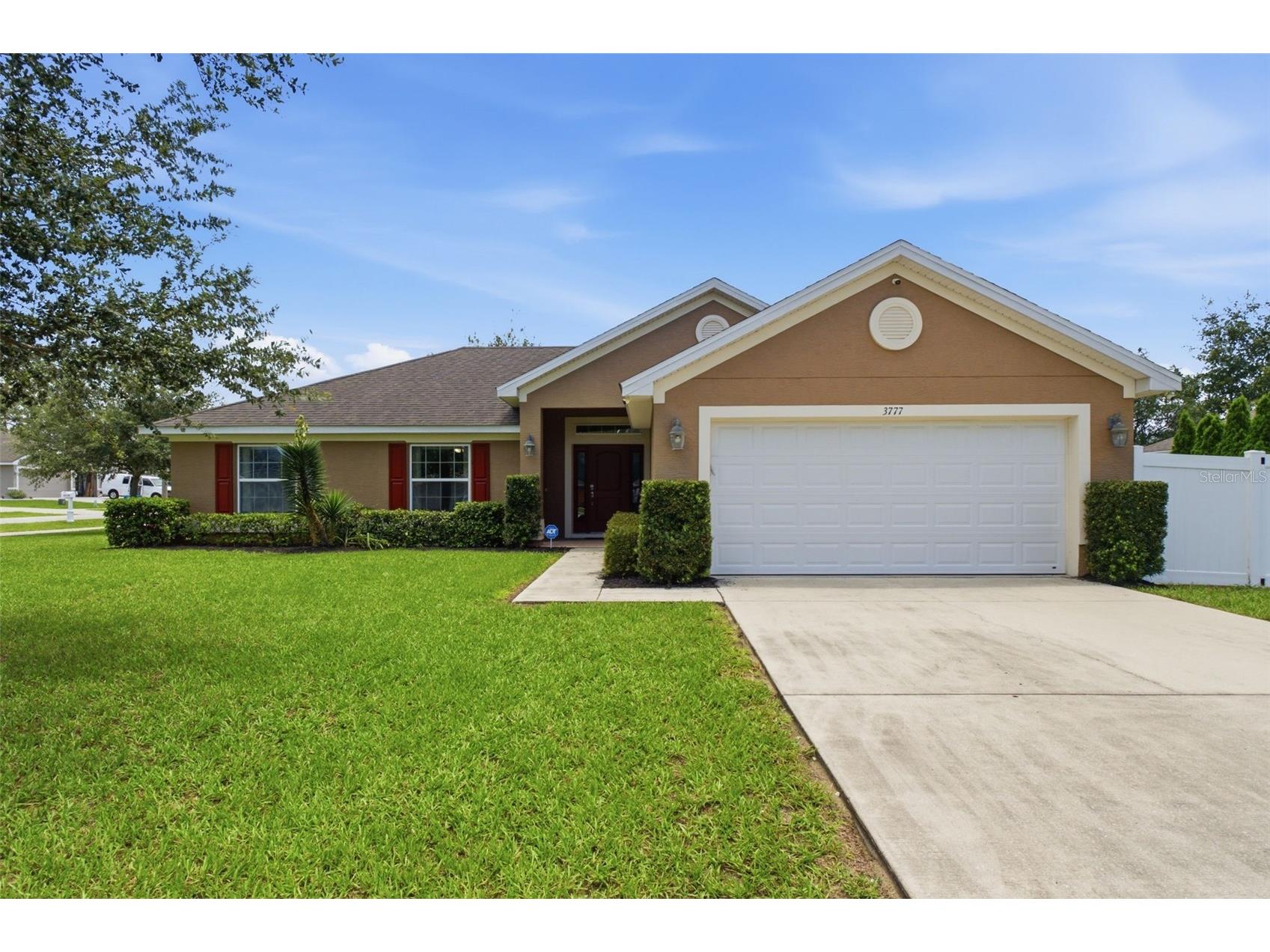 3777 Fantasy Way Brooksville FL 34604 W7887802 image2