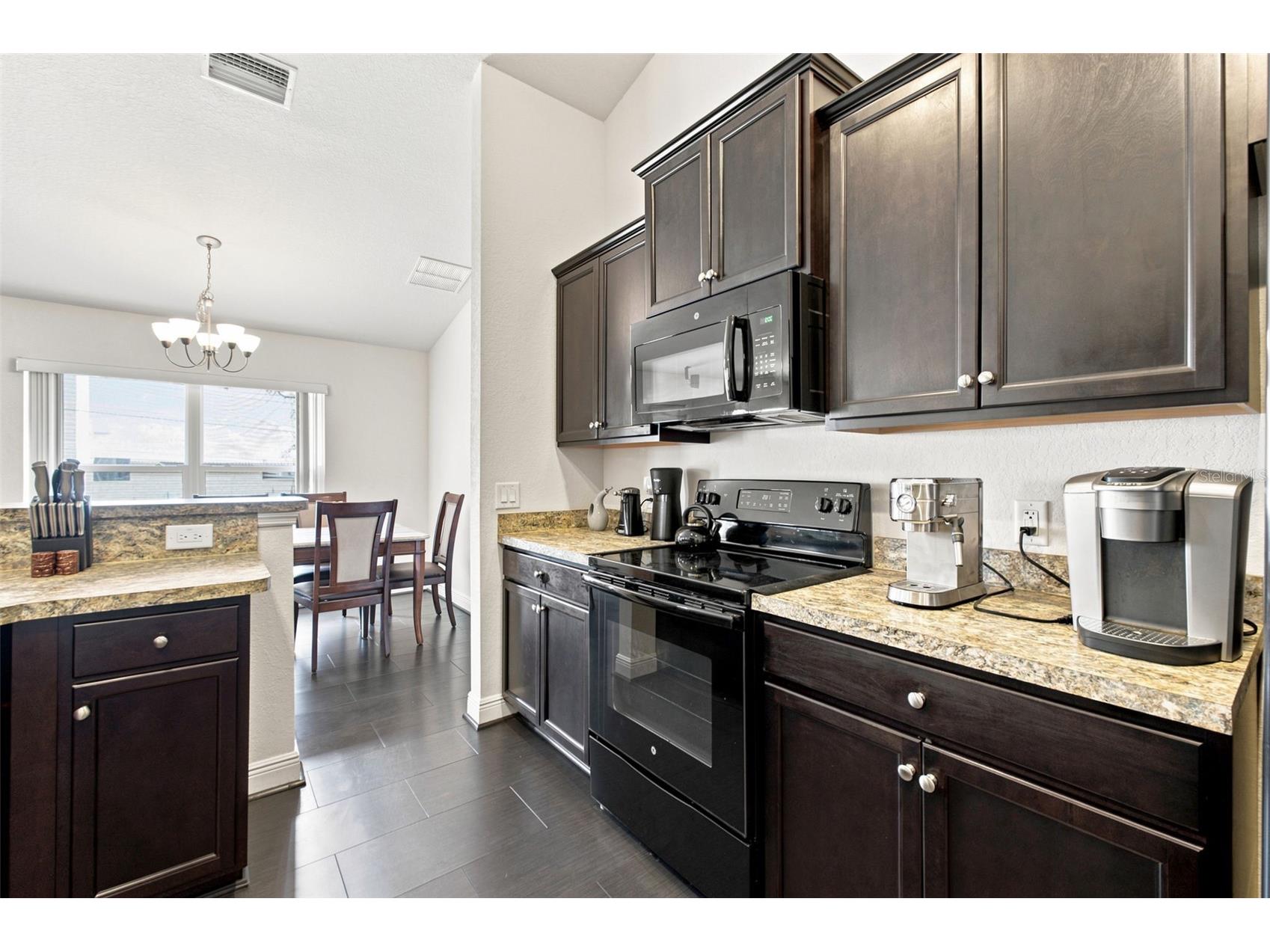 3777 Fantasy Way Brooksville FL 34604 W7887802 image24