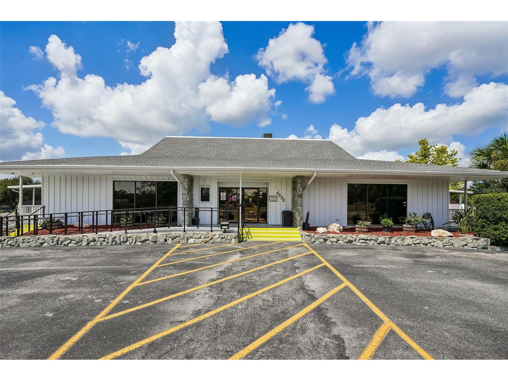 3777 Parkway Boulevard Land O Lakes FL 34639 TB8525798 image32