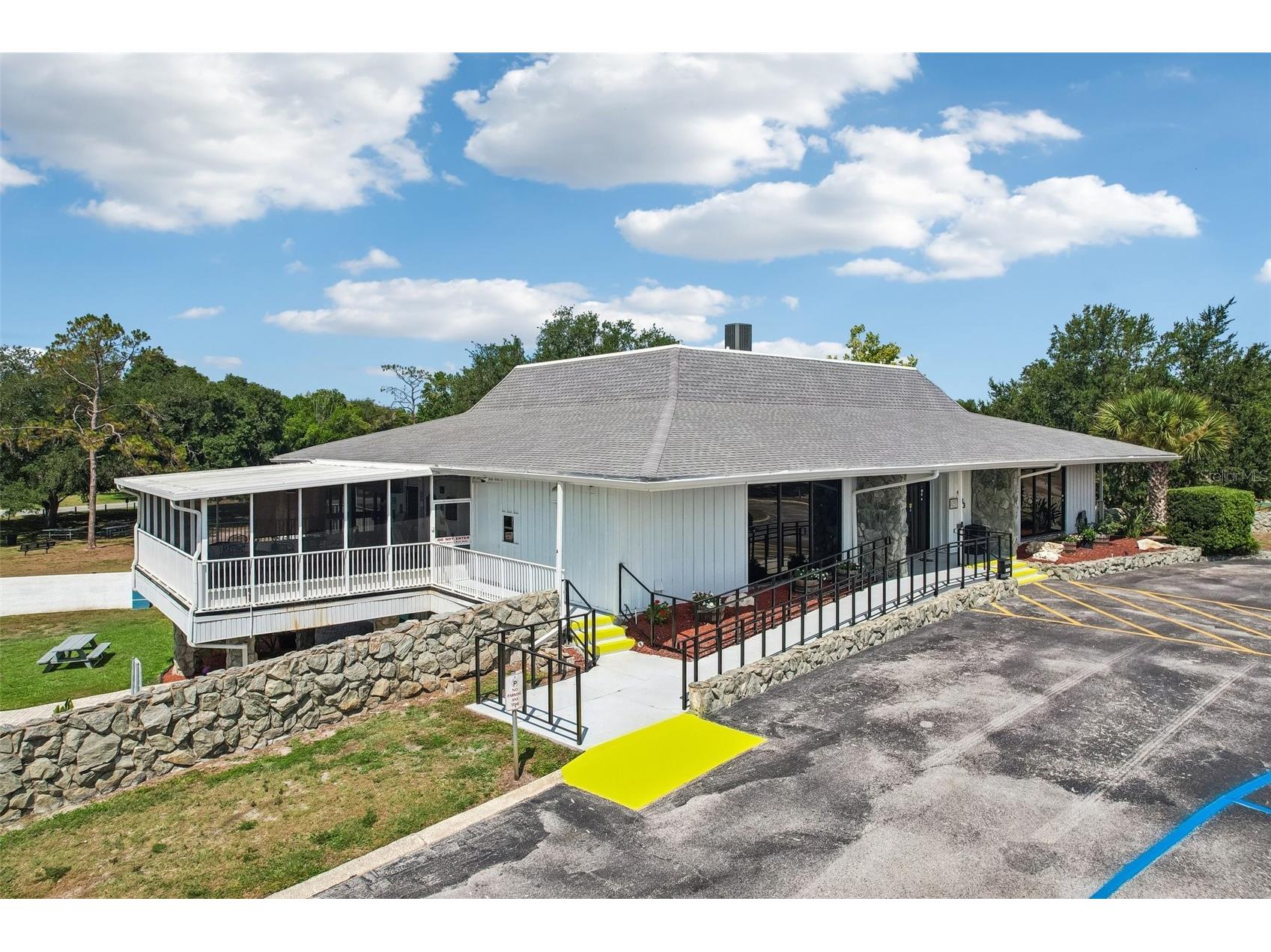 3777 Parkway Boulevard Land O Lakes FL 34639 TB8525798 image33