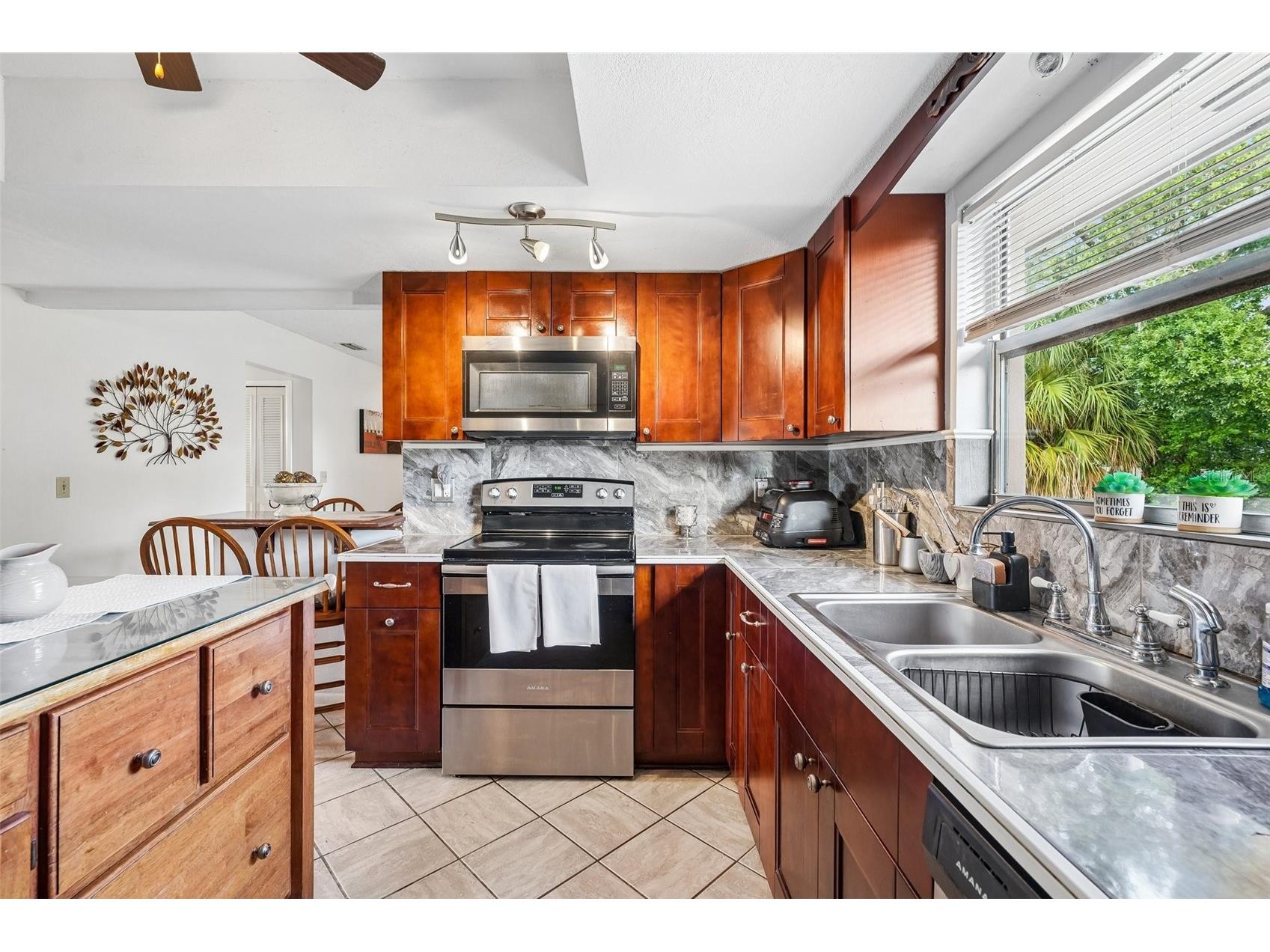 3777 Parkway Boulevard Land O Lakes FL 34639 TB8525798 image5