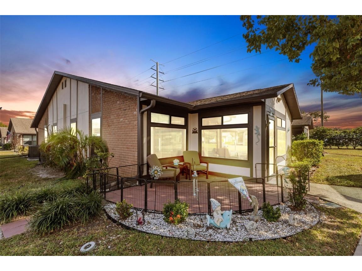 37770 Alissa Drive Zephyrhills FL 33542 L4948339 image1