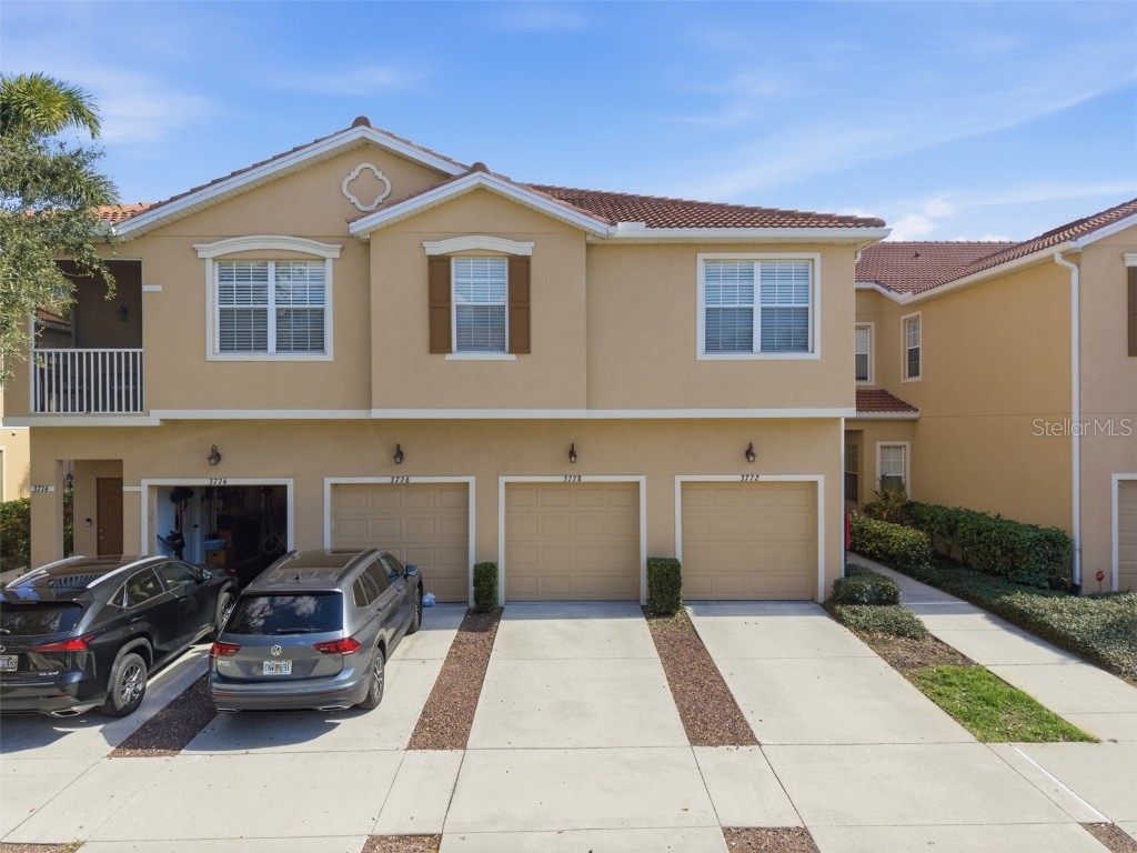 3778 Parkridge Circle #23-201 Sarasota FL 34243 A4672024 image1