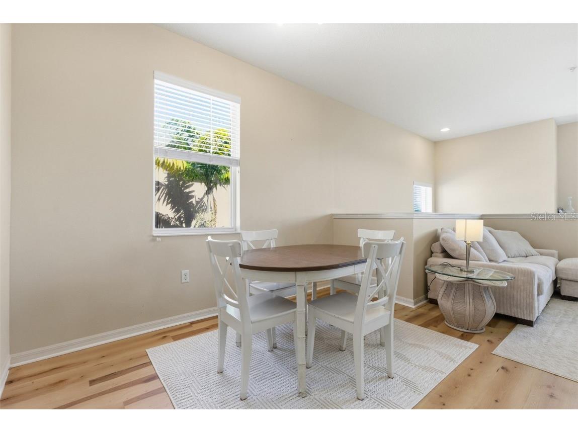 3778 Parkridge Circle #23-201 Sarasota FL 34243 A4672024 image16