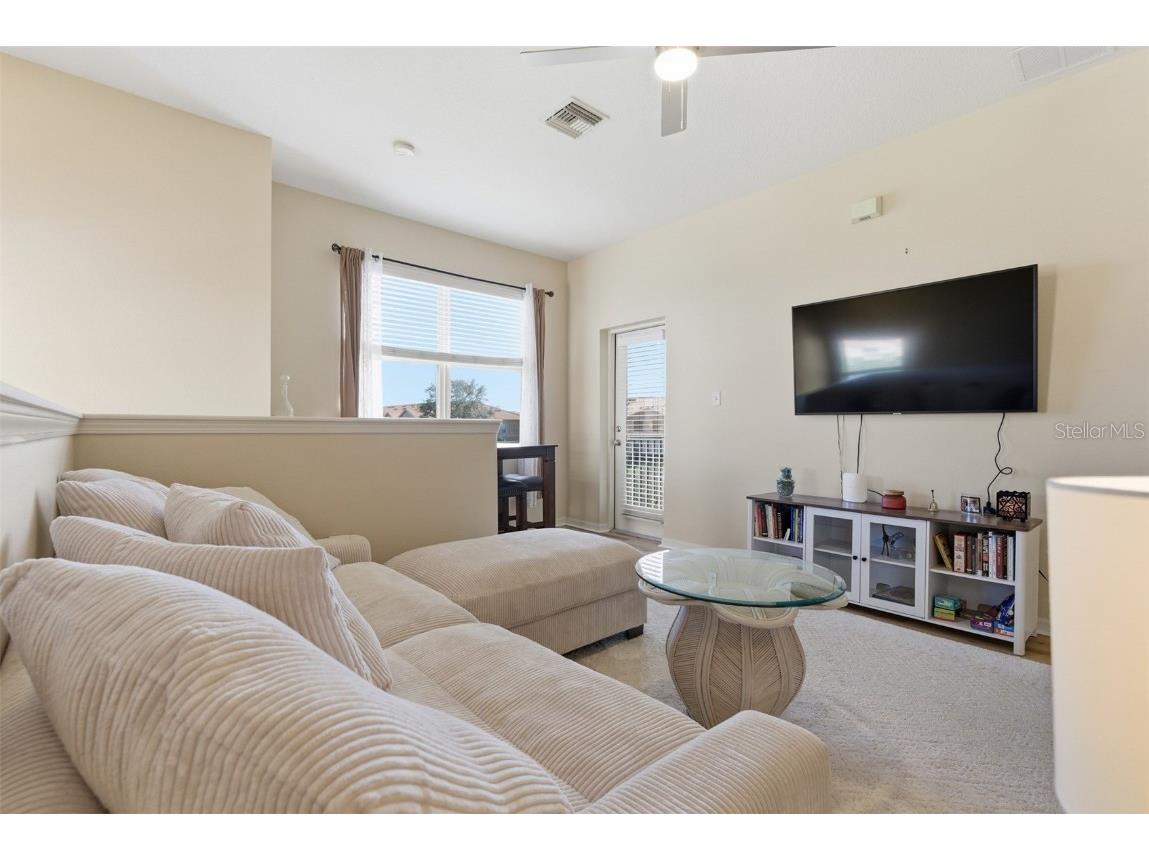 3778 Parkridge Circle #23-201 Sarasota FL 34243 A4672024 image2