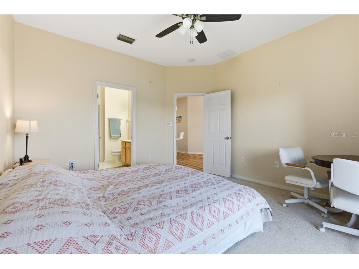 3778 Parkridge Circle #23-201 Sarasota FL 34243 A4672024 image23