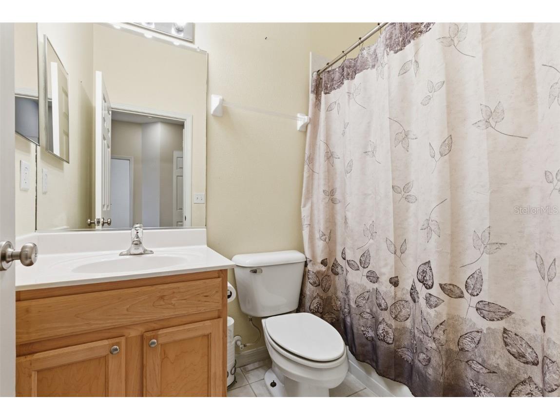 3778 Parkridge Circle #23-201 Sarasota FL 34243 A4672024 image32