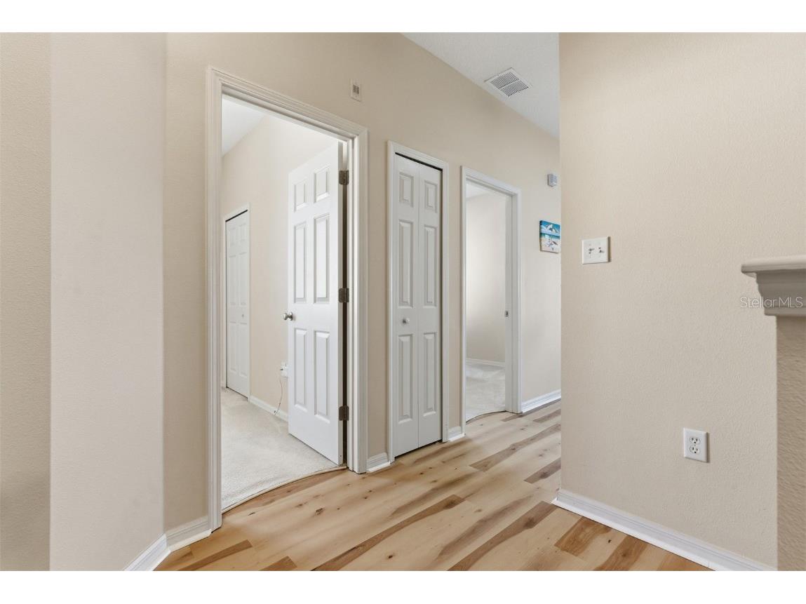 3778 Parkridge Circle #23-201 Sarasota FL 34243 A4672024 image33