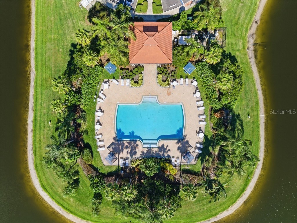 3778 Parkridge Circle #23-201 Sarasota FL 34243 A4672024 image56