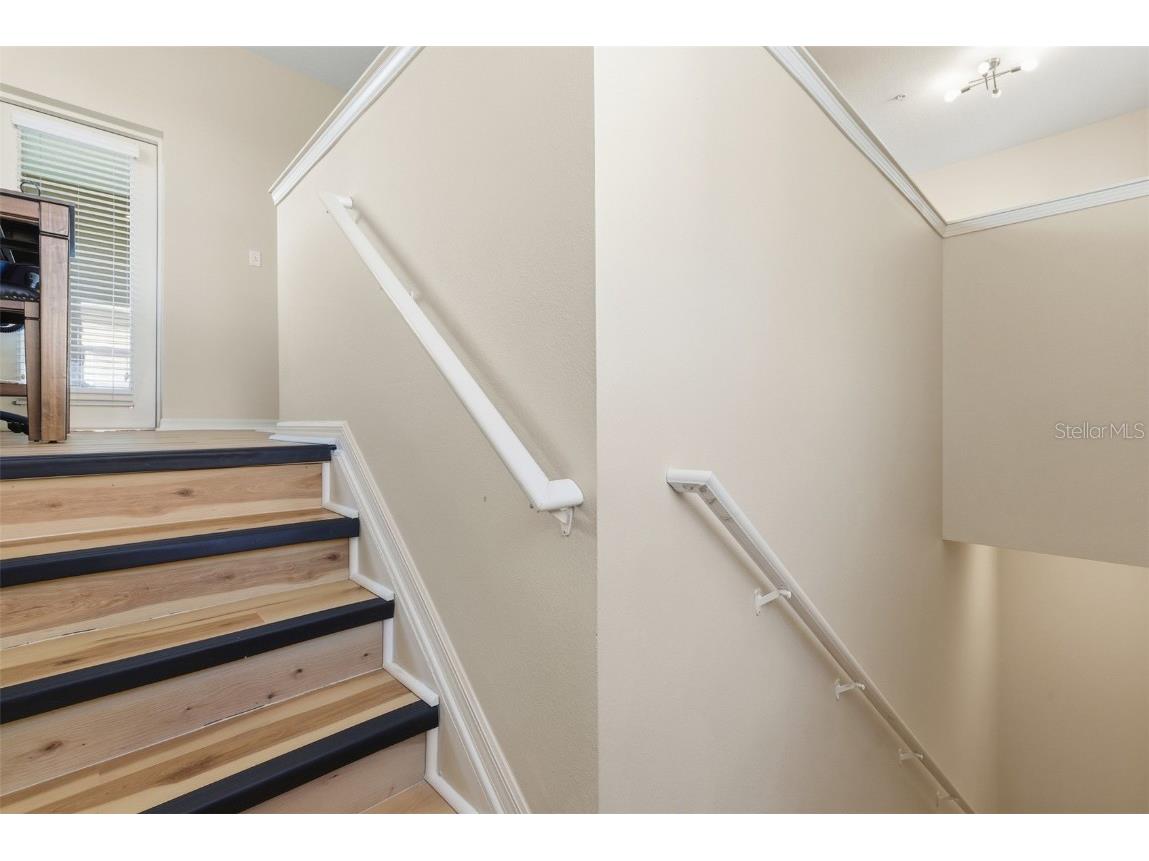 3778 Parkridge Circle #23-201 Sarasota FL 34243 A4672024 image8