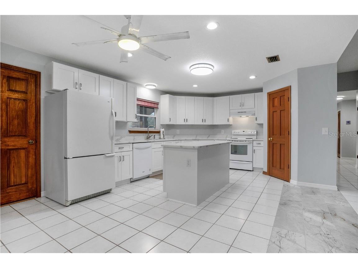 378 Glenwood Road Deland FL 32720 V4946064 image6