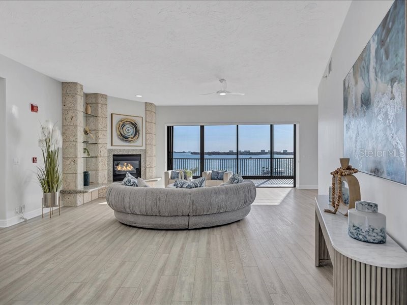 378 Golden Gate Point #6 Sarasota FL 34236 - SARASOTA BAY TB8464308 image5