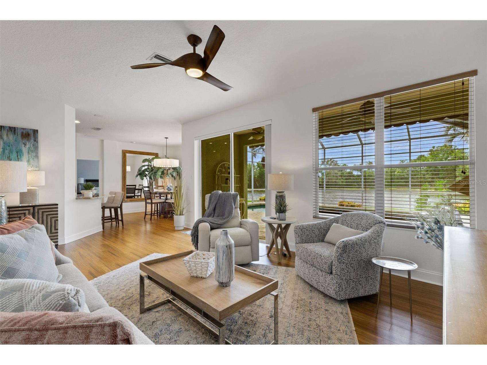 378 Londonderry Drive Sarasota FL 34240 A4689874 image10
