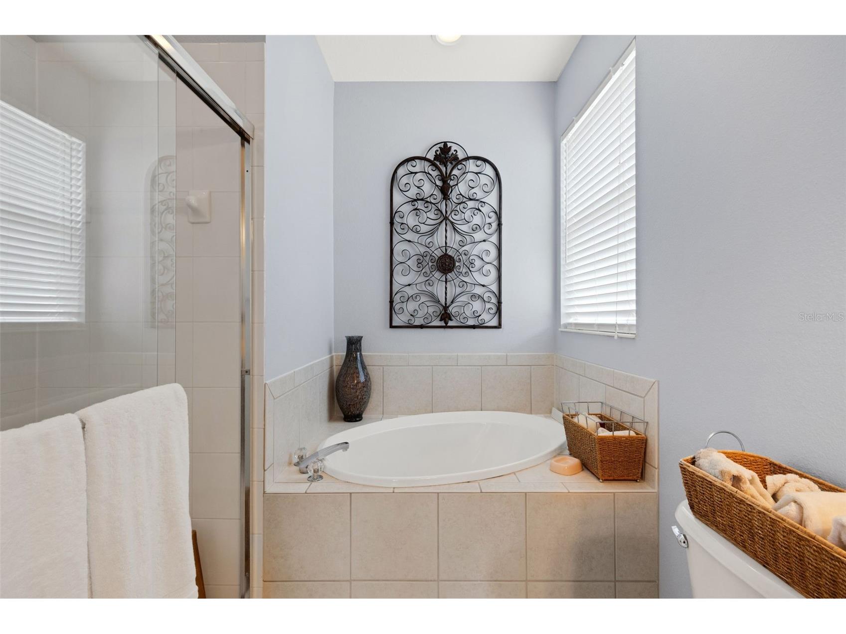 378 Londonderry Drive Sarasota FL 34240 A4689874 image27