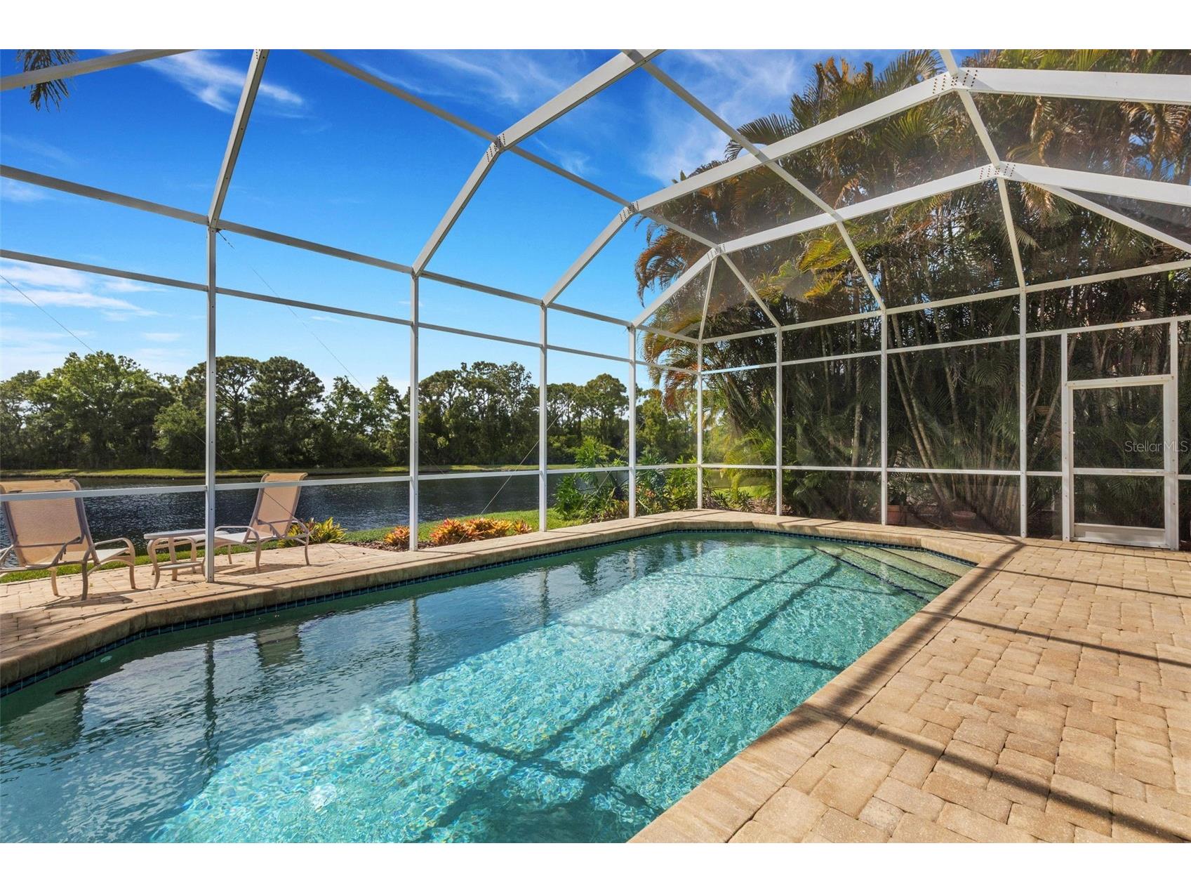 378 Londonderry Drive Sarasota FL 34240 A4689874 image34