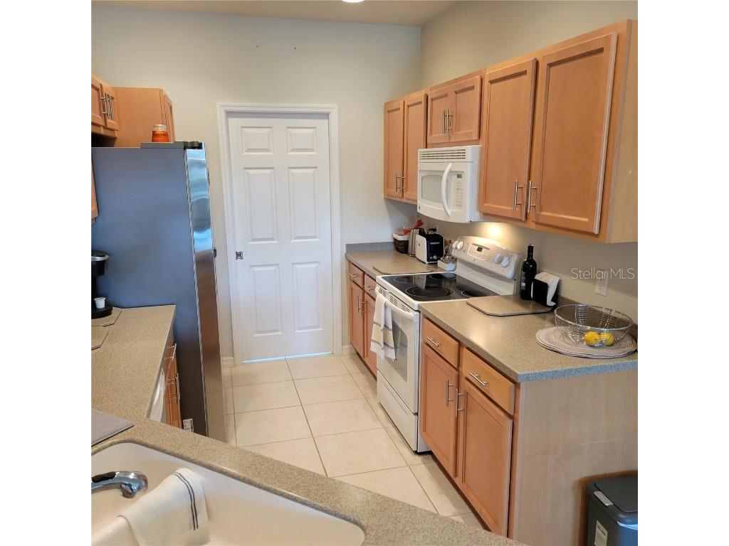 3780 82nd Avenue Circle E #105 Sarasota FL 34243 A4622161 image4