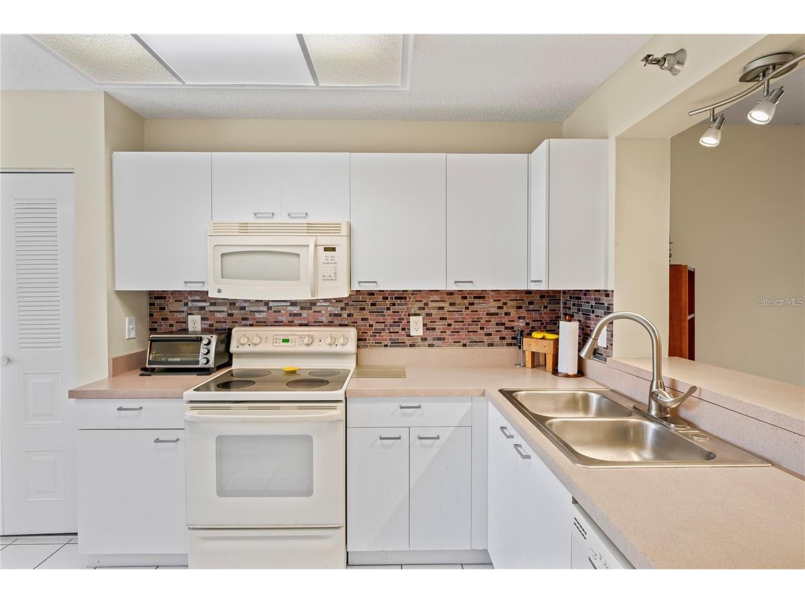 3780 Pinebrook Circle #106 Bradenton FL 34209 TB8457377 image11