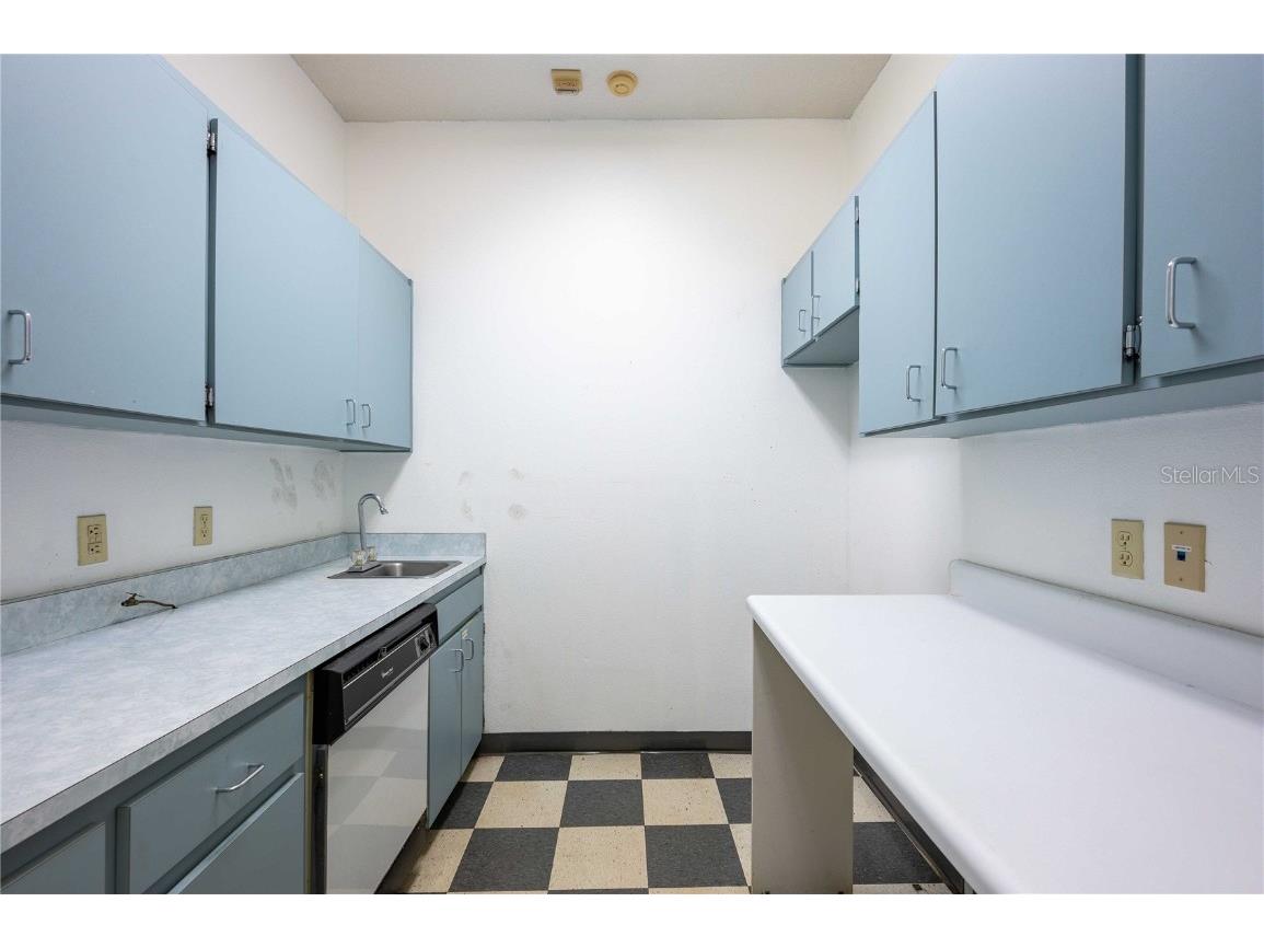 37802 Medical Arts Court Zephyrhills FL 33541 T3517021 image35