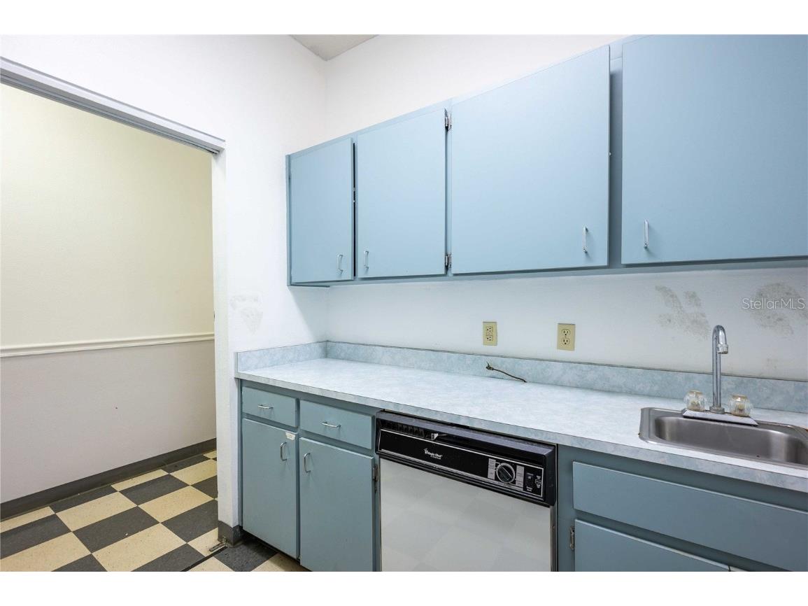 37802 Medical Arts Court Zephyrhills FL 33541 T3517021 image40