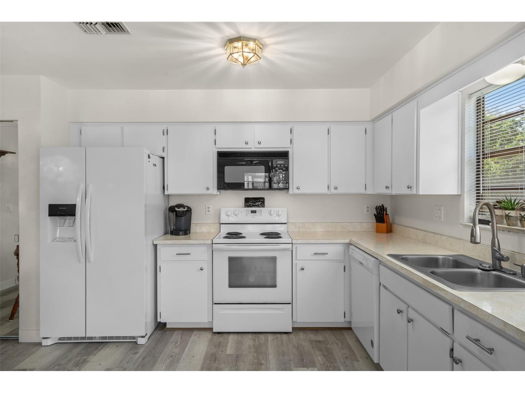 37810 Alissa Drive Zephyrhills FL 33542 TB8498369 image10