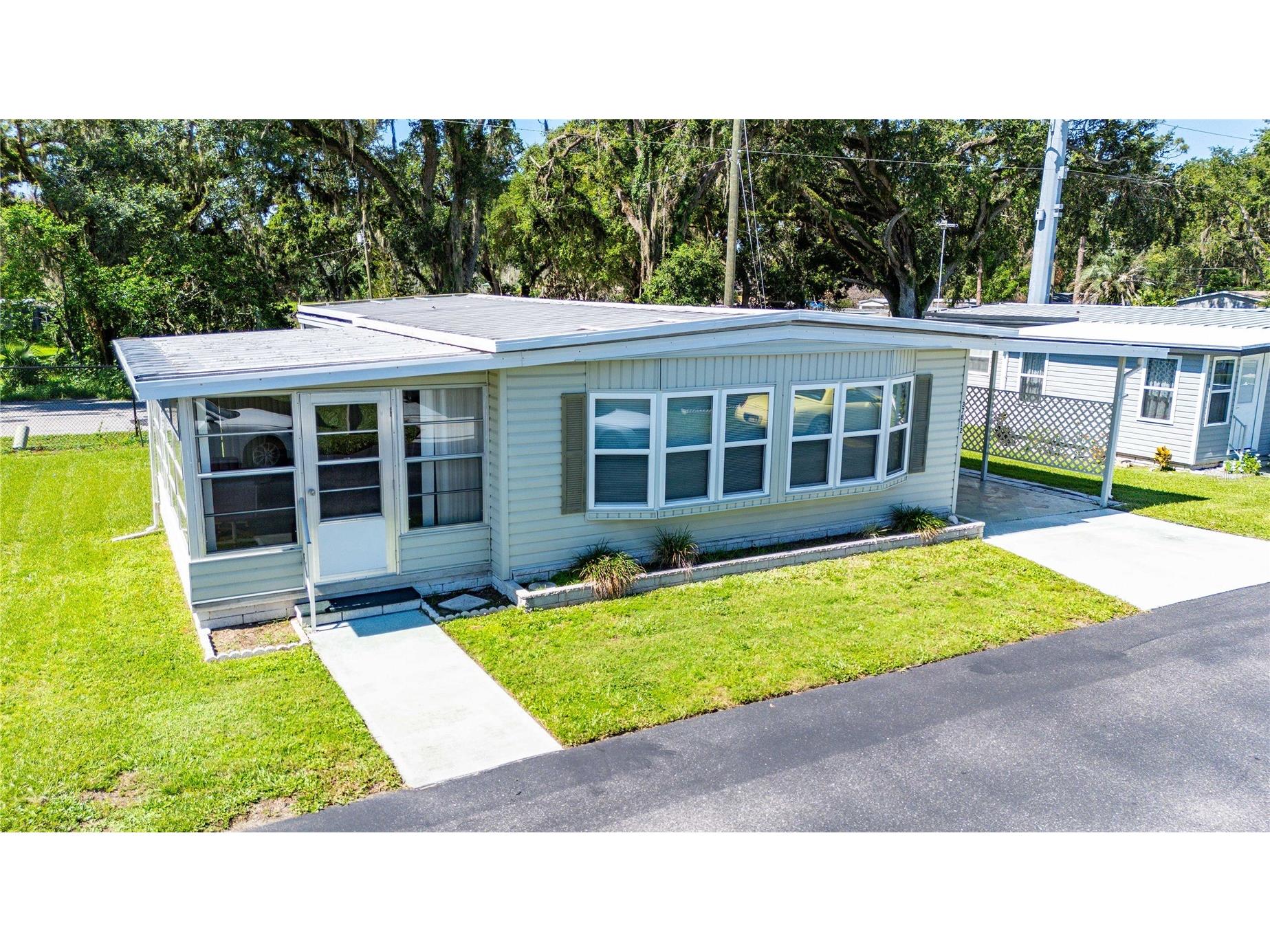 37812 Valencia Avenue Zephyrhills FL 33541 TB8472714 image2