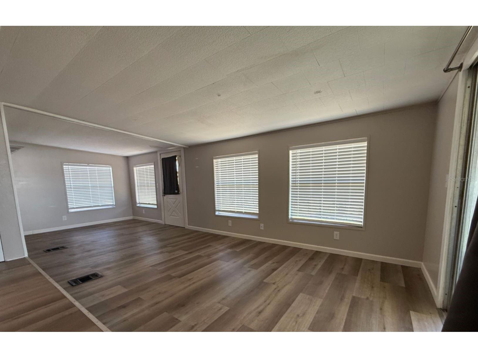 37814 Daughtery Road Zephyrhills FL 33541 TB8508285 image2