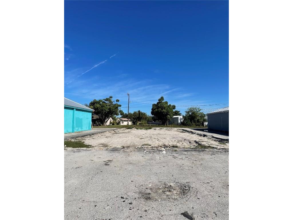 3782 Tamiami Trail #B Port Charlotte FL 33952 A4590819 image1