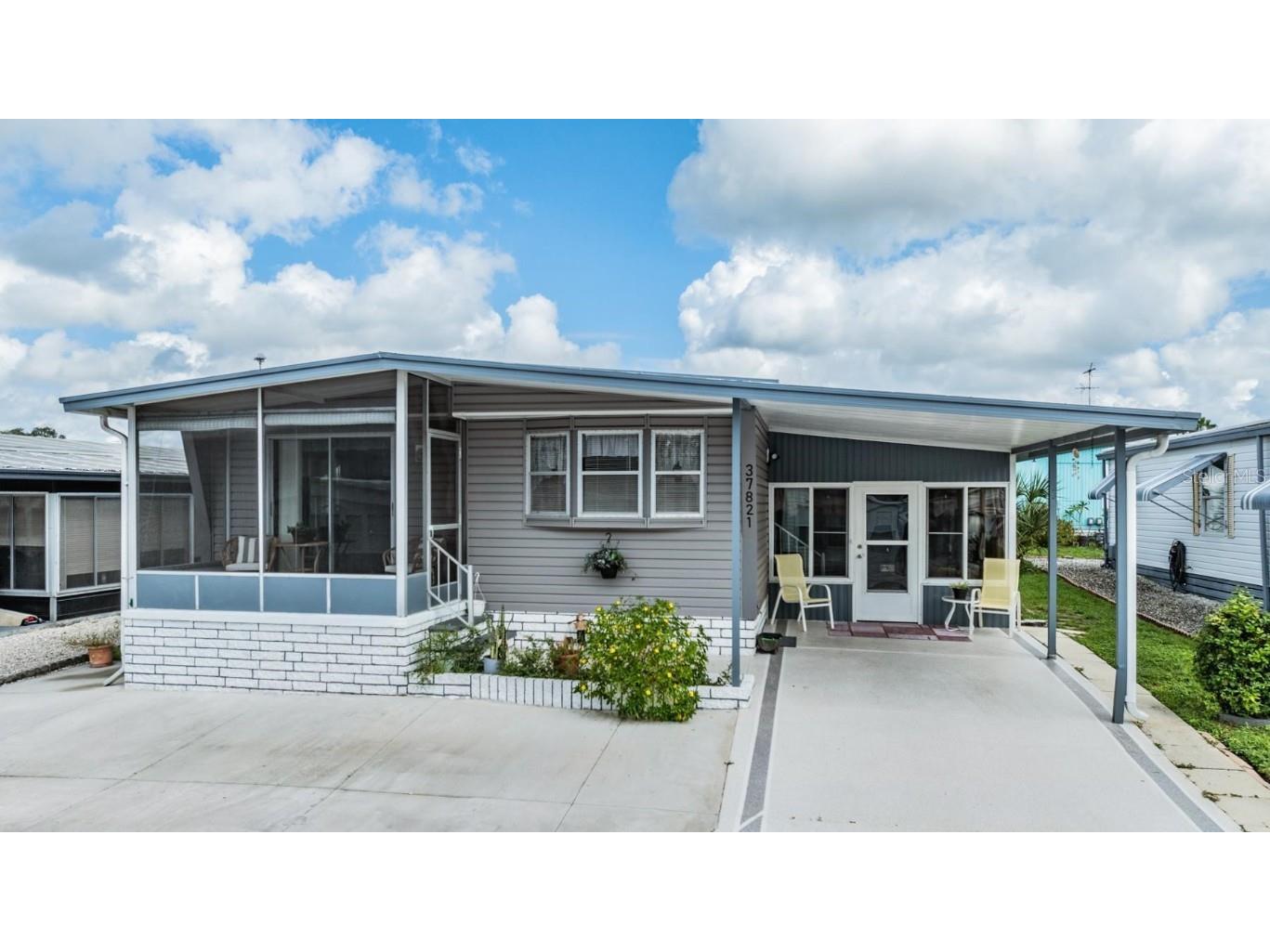 37821 Barcelona Avenue Zephyrhills FL 33541 T3553166 image1