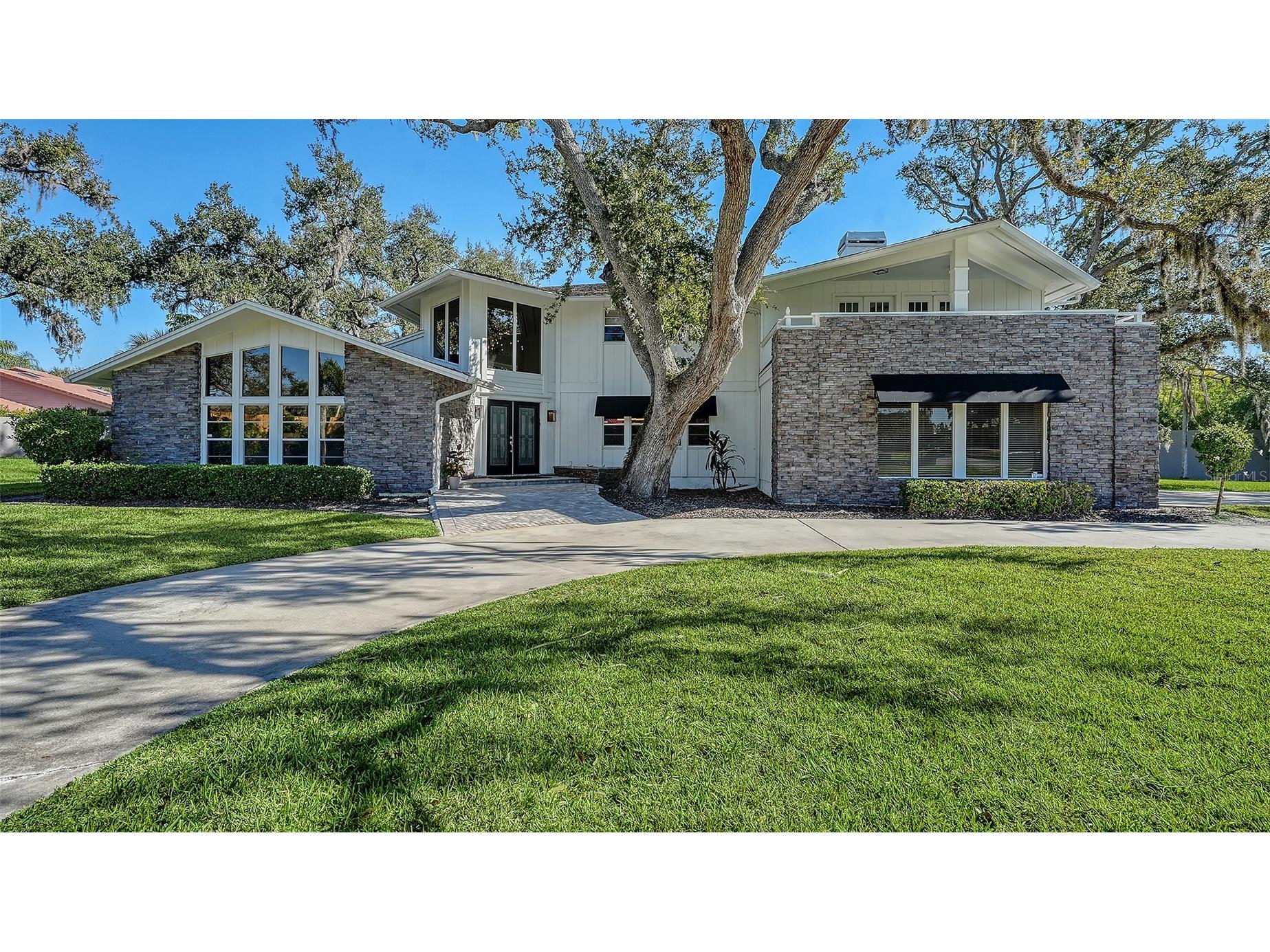 3783 Beneva Oaks Boulevard Sarasota FL 34238 A4680907 image3