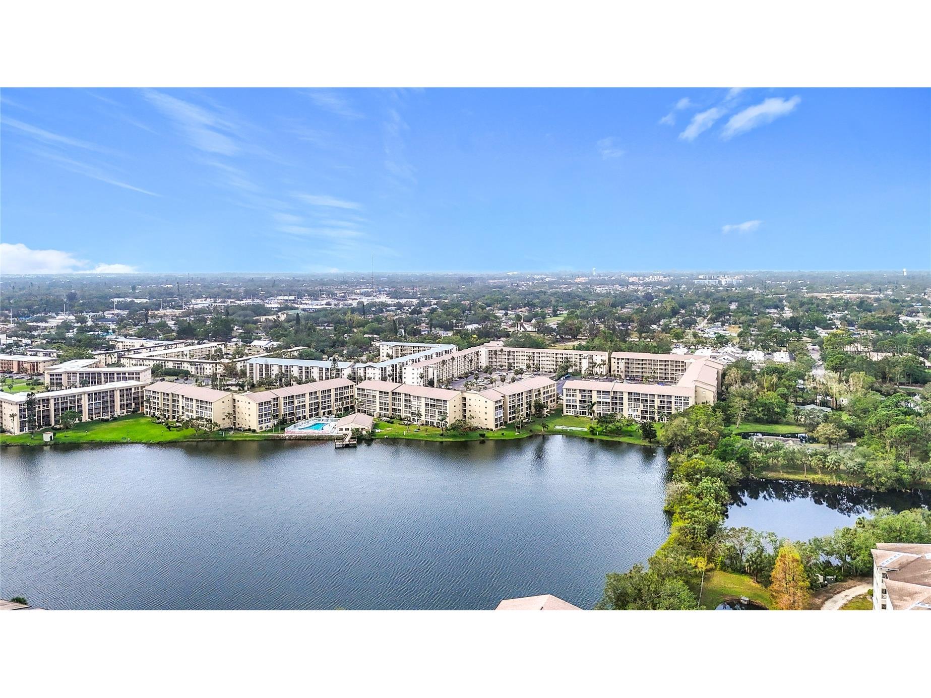 3783 Lake Bayshore Drive #H404 Bradenton FL 34205 - LAKE BAYSHORE A4673281 image1