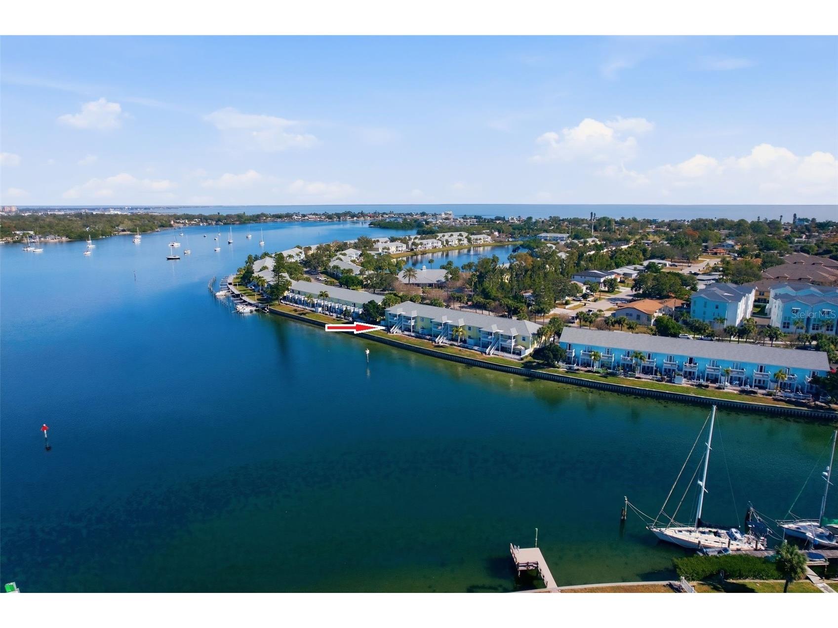 3783 Pompano #B Saint Petersburg FL 33705 - BIG BAYOU/TAMPA BAY TB8467347 image1