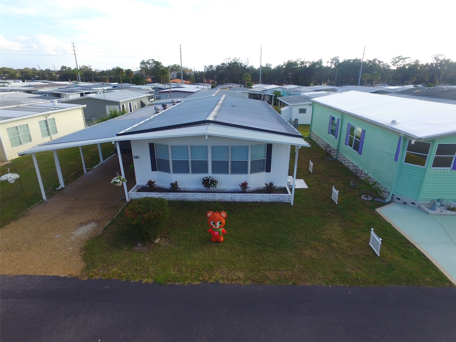 37832 Madeira Avenue Zephyrhills FL 33541 TB8389498 image1