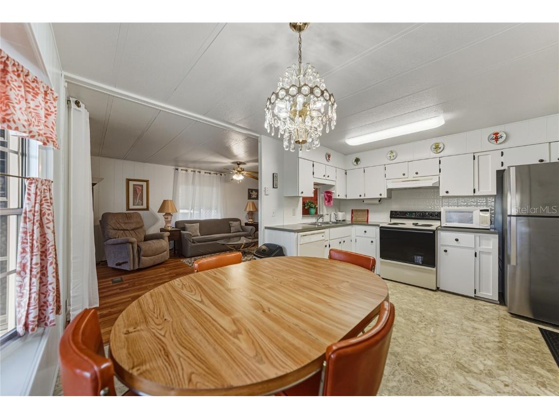 37843 Barcelona Avenue Zephyrhills FL 33541 TB8453012 image19