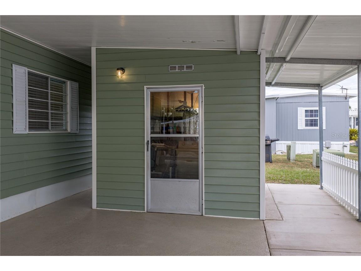 37843 Barcelona Avenue Zephyrhills FL 33541 TB8453012 image32