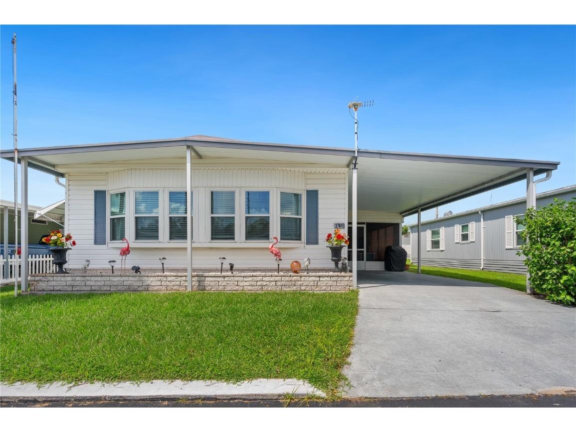 37849 Barcelona Avenue Zephyrhills FL 33541 T3550862 image1