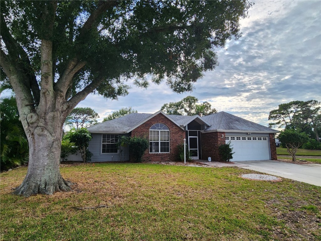 3786 Bonaventure Lane Sarasota FL 34243 A4590501 image1