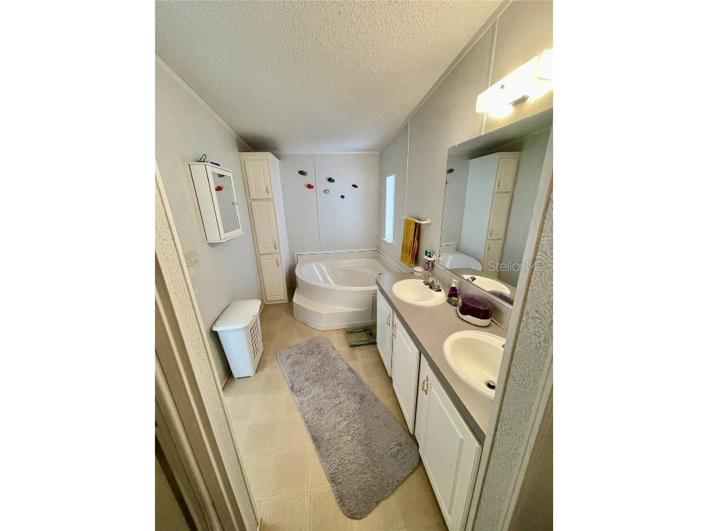 3786 Cr 405n Lake Panasoffkee FL 33538 TB8447152 image22