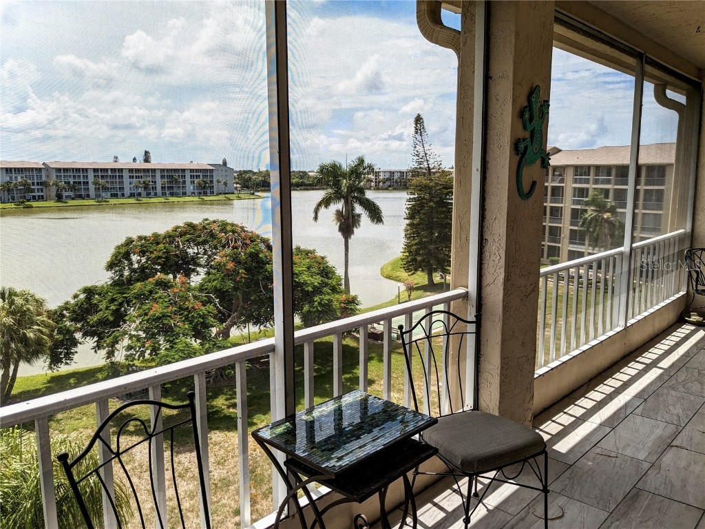 3786 Lake Bayshore Drive #K-524 Bradenton FL 34205 A4577095 image1