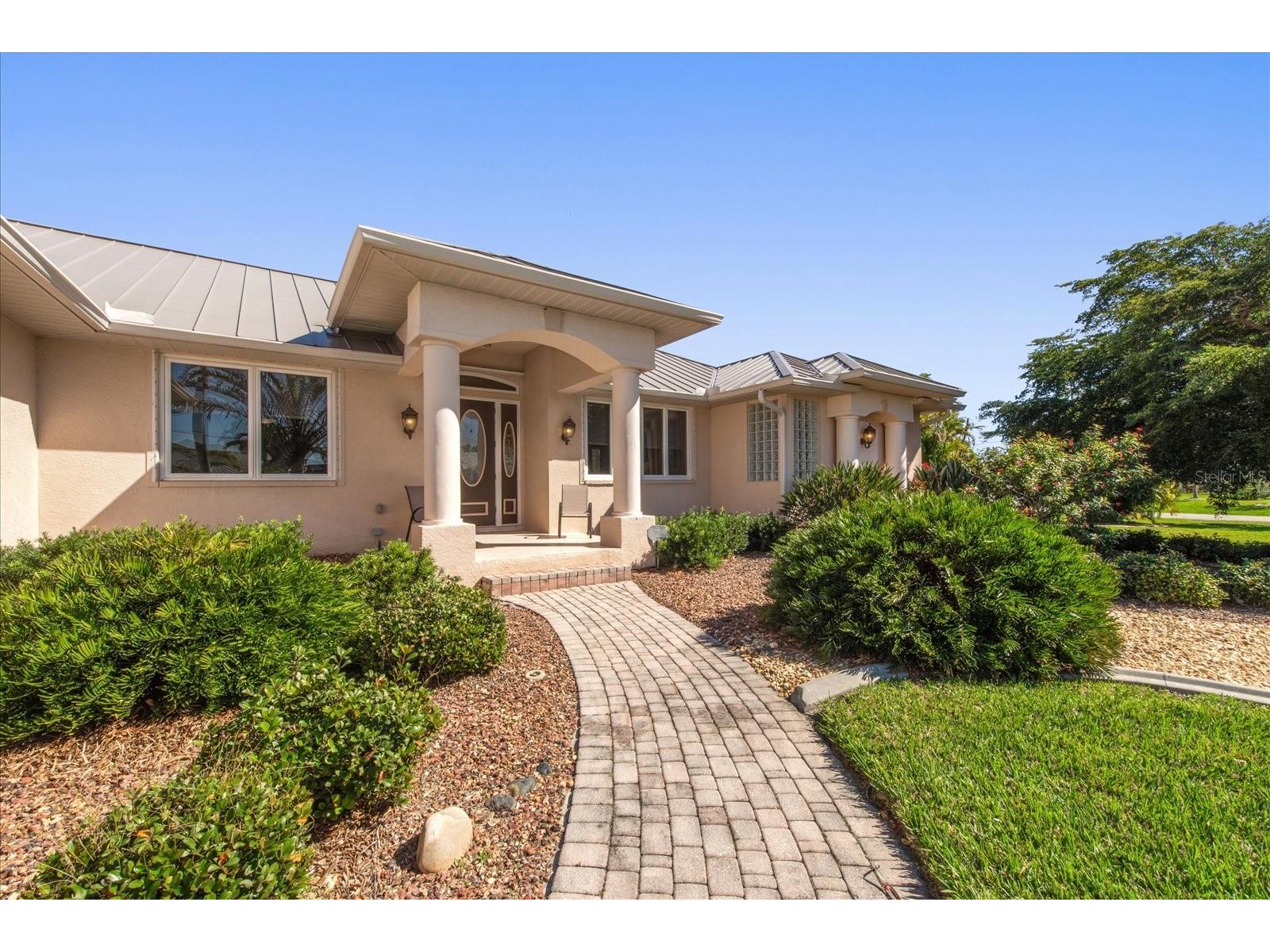 3786 Whippoorwill Boulevard Punta Gorda FL 33950 C7521262 image2